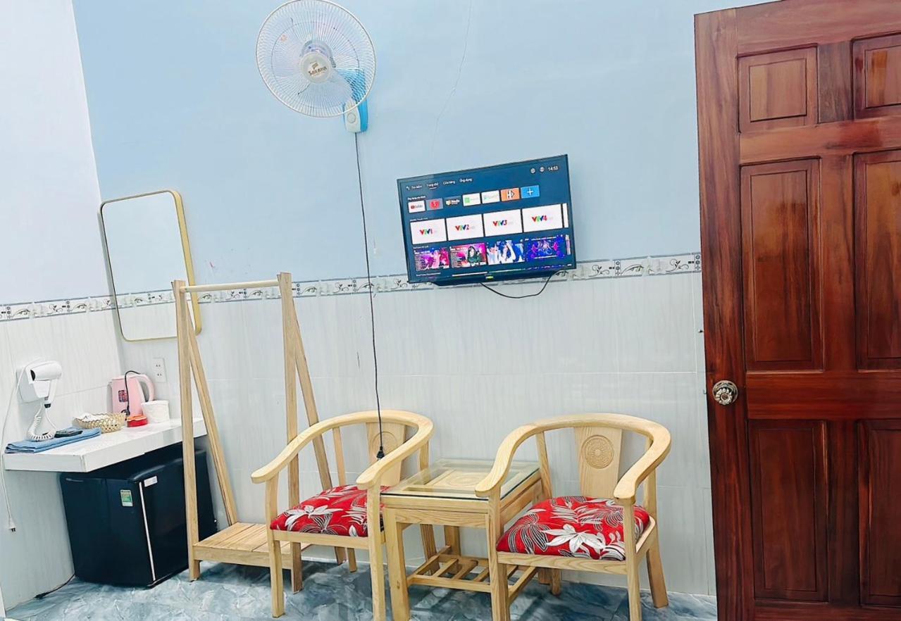 Nha Nghi Le Duoc Hotel Ha Tien Bagian luar foto